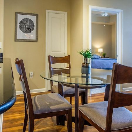 Frontdesk Oakwood Residence Apts Uptown Dallas Luaran gambar