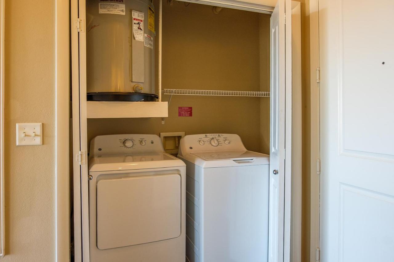 Frontdesk Oakwood Residence Apts Uptown Dallas Luaran gambar