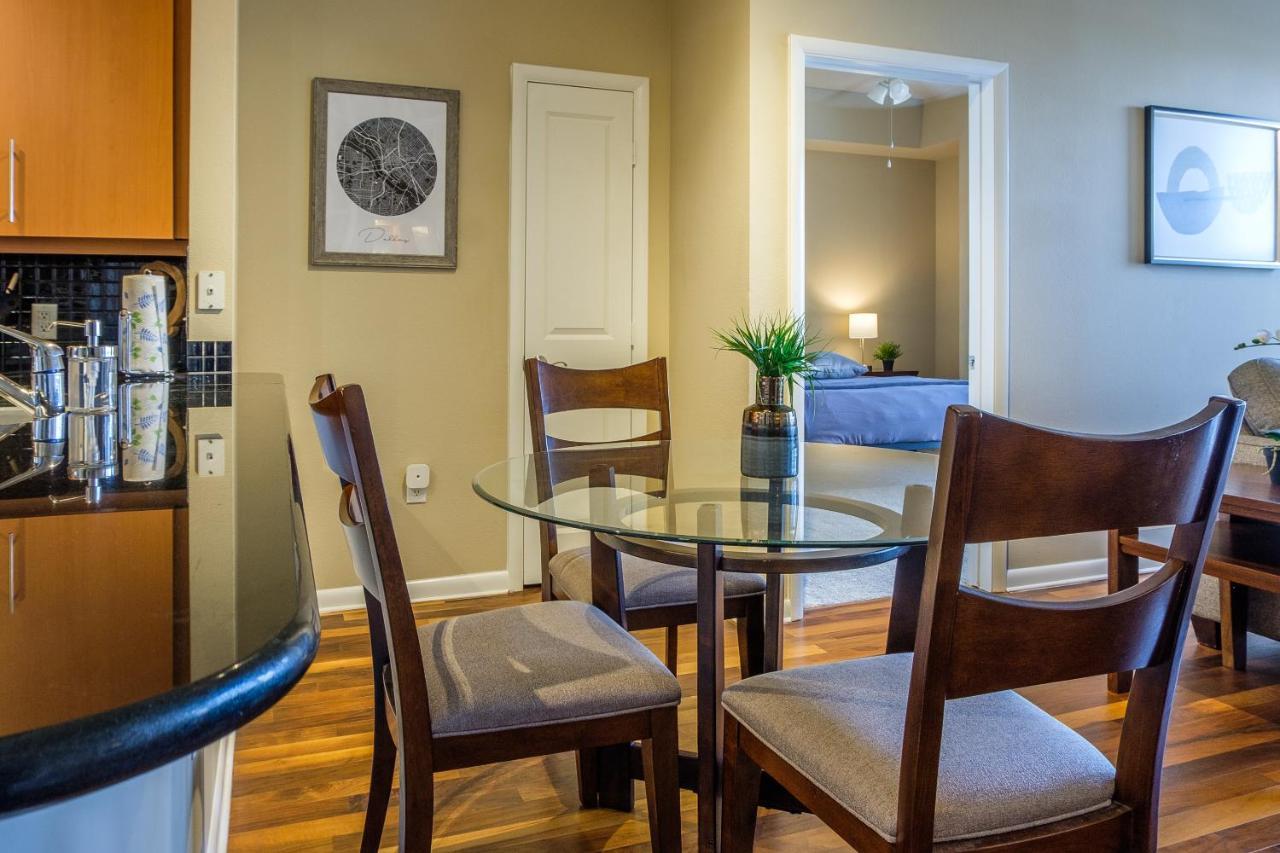 Frontdesk Oakwood Residence Apts Uptown Dallas Luaran gambar