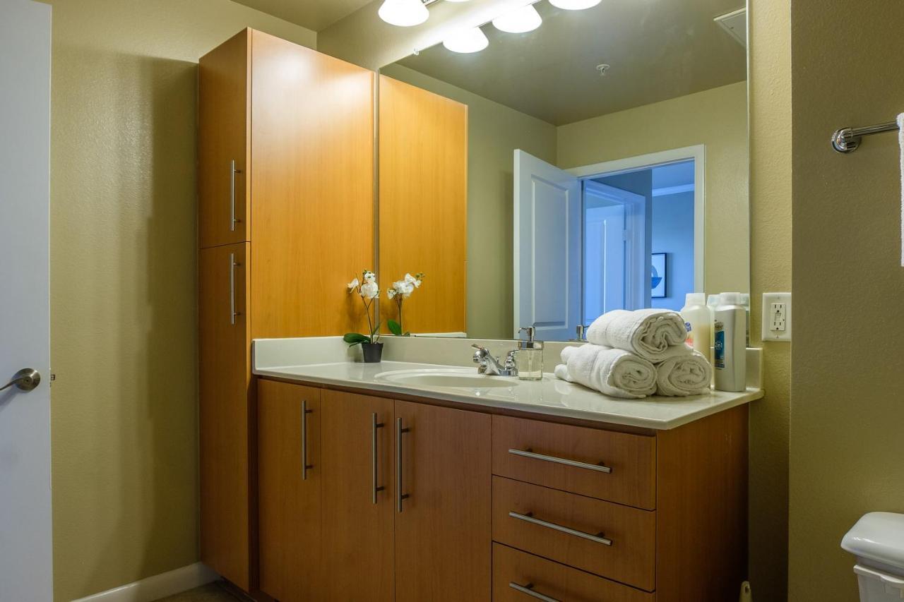 Frontdesk Oakwood Residence Apts Uptown Dallas Luaran gambar