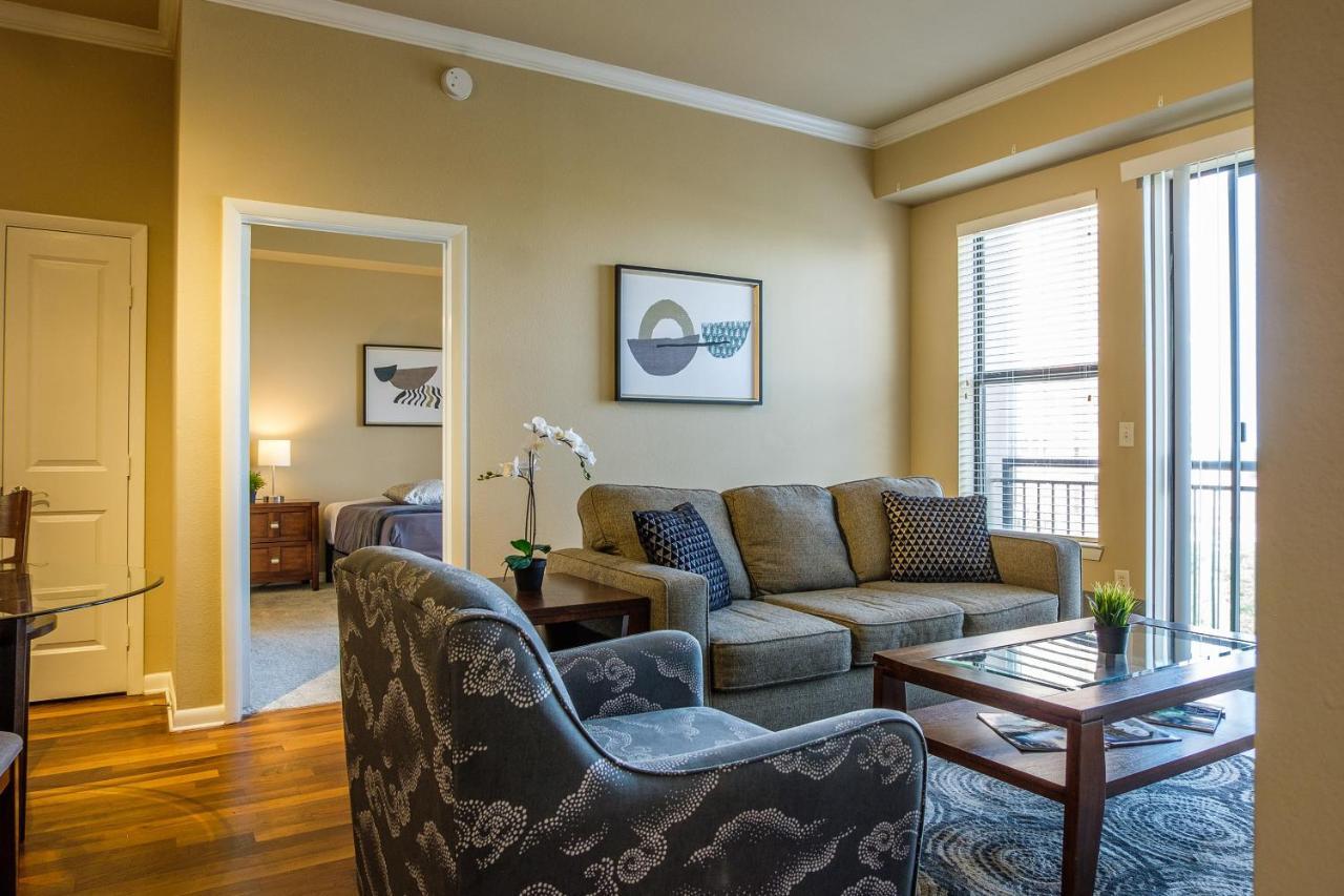 Frontdesk Oakwood Residence Apts Uptown Dallas Luaran gambar