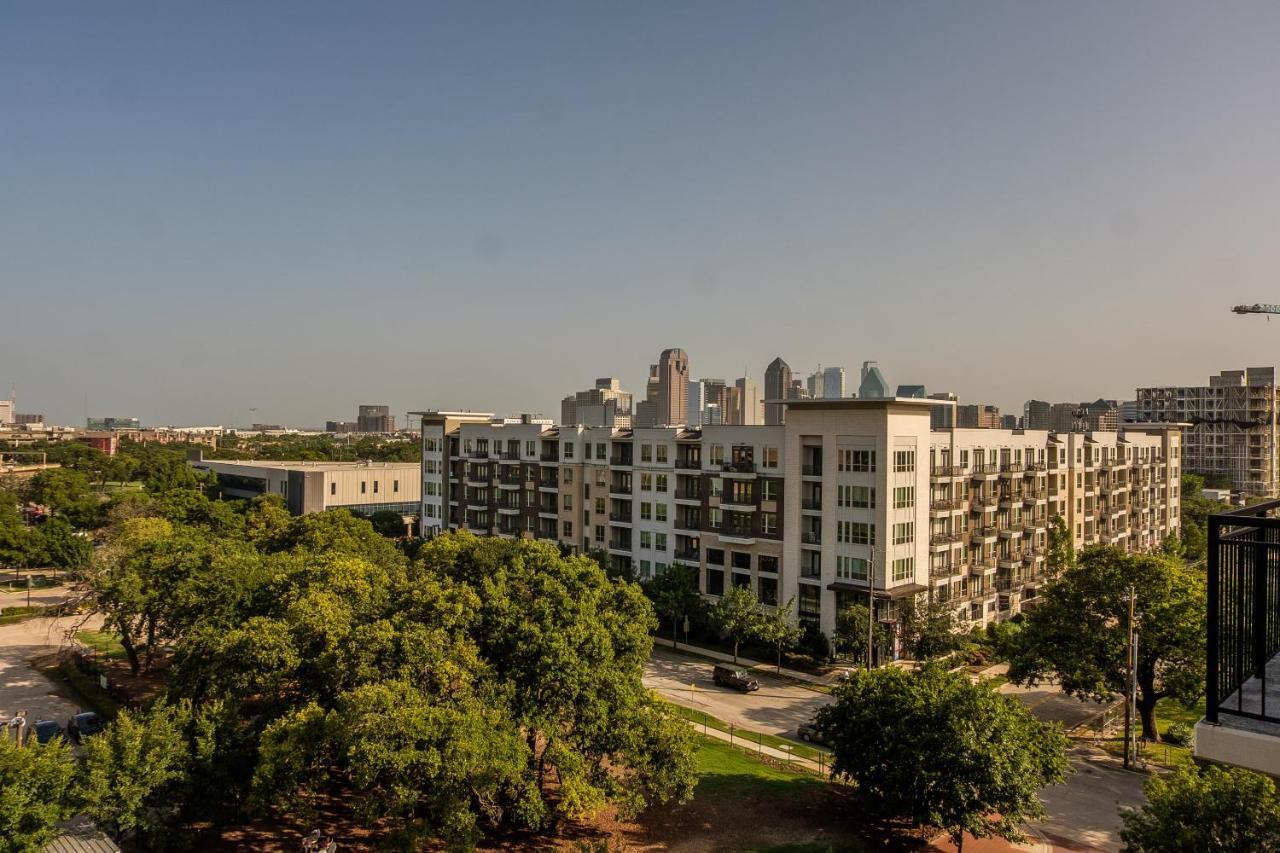 Frontdesk Oakwood Residence Apts Uptown Dallas Luaran gambar