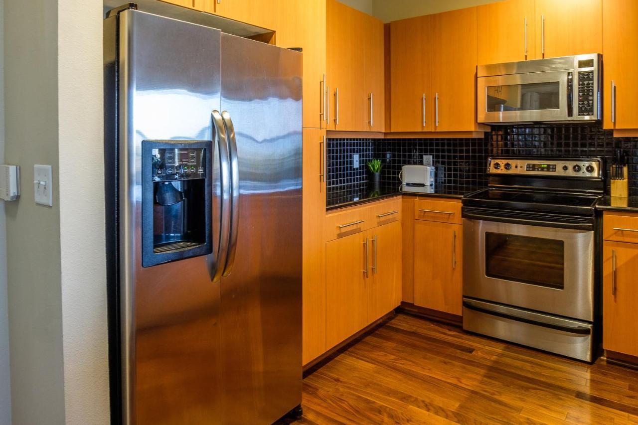 Frontdesk Oakwood Residence Apts Uptown Dallas Luaran gambar